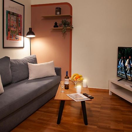 Aris123 By Smart Cozy Suites - Apartments In The Heart Of Athens - 5 Minutes From Metro - Available 24Hr Εξωτερικό φωτογραφία